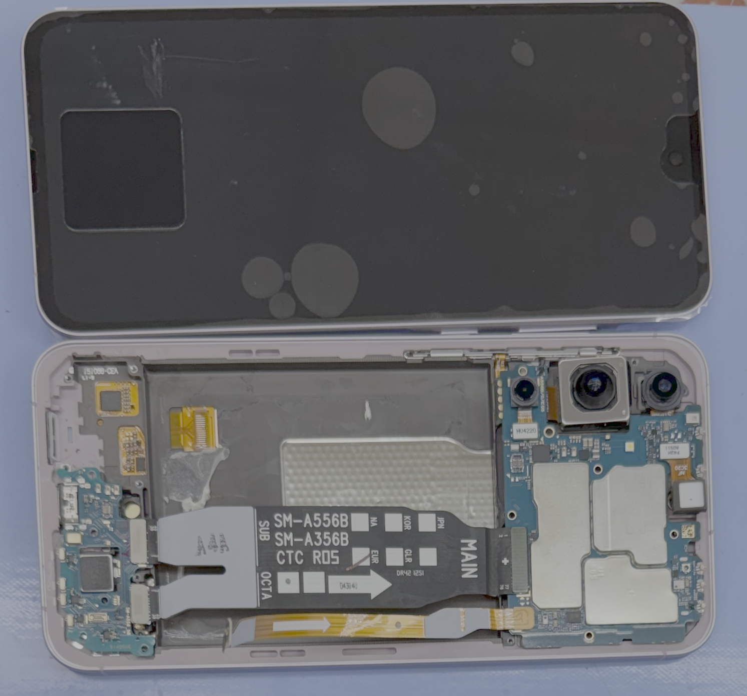 Samsung cracked screen repair NYC at Electronics Garden Repair