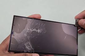 Samsung cracked screen repair NYC at Electronics Garden Repair